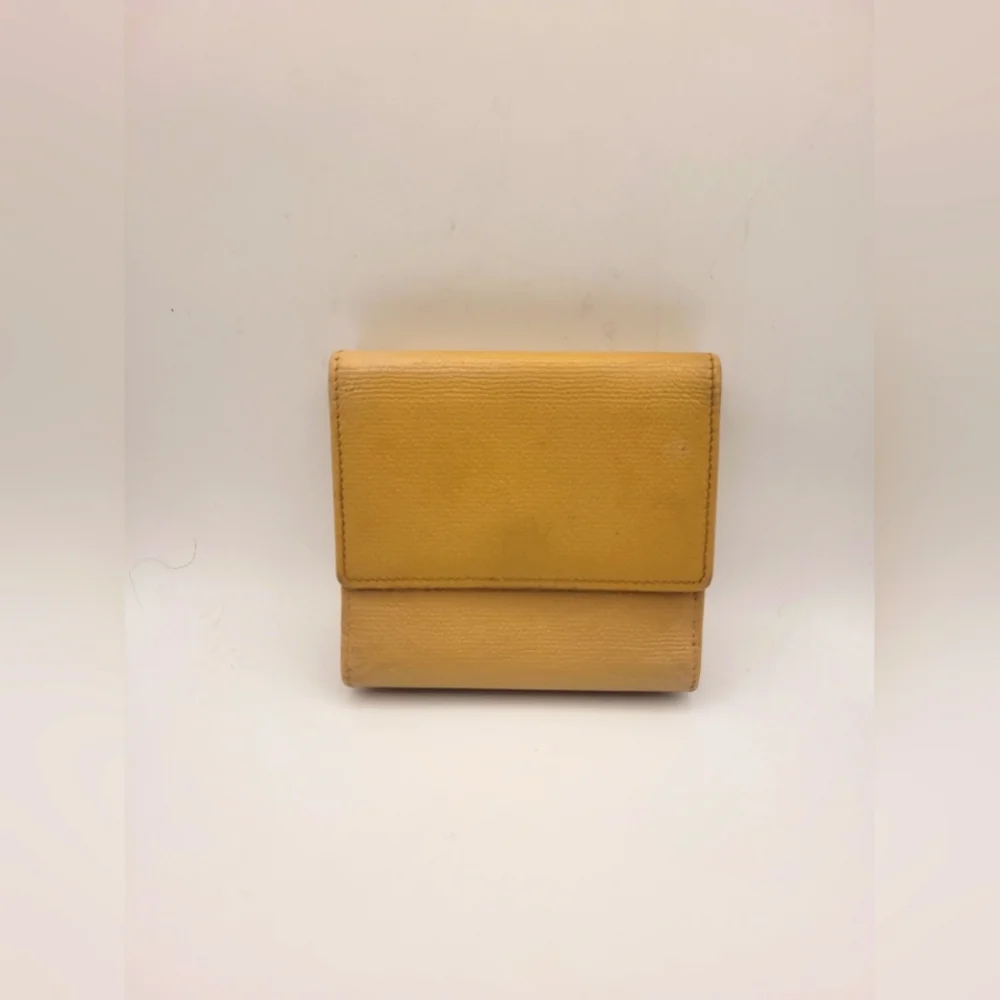 Chanel Vintage Caviar Leather  Bifold Wallet